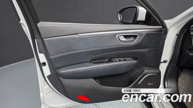 Renault Korea SM6 2016 — photo 14