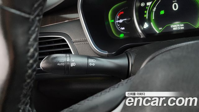 Renault Korea SM6 2016 — photo 19