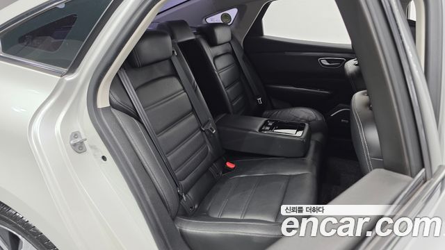 Renault Korea SM6 2017 — photo 17