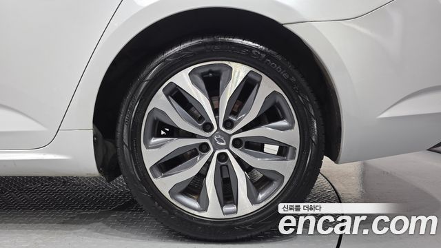 Renault Korea SM6 2017 — photo 7