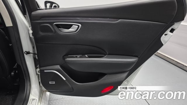 Renault Korea SM6 2017 — photo 32
