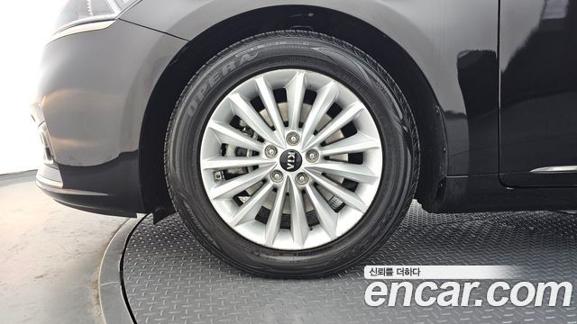 Kia K7 2018 — photo 5