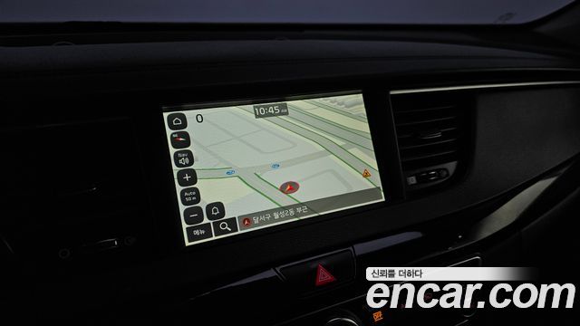 Kia K7 2018 — photo 14