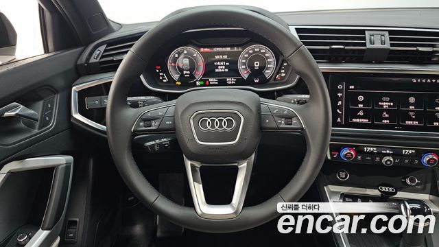 Audi Q3 2025 — photo 19