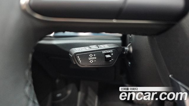 Audi Q3 2025 — photo 31