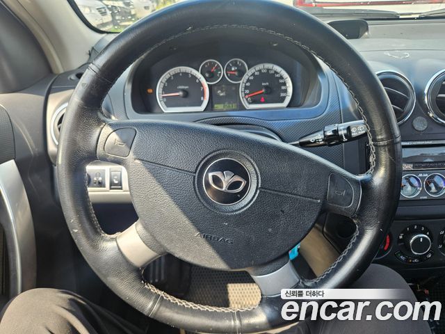 Chevrolet Korea Gentra 2009 — photo 12
