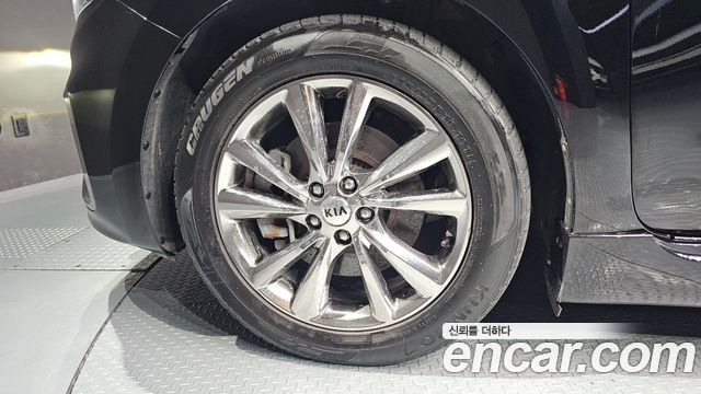 Kia Canival 2020 — photo 5