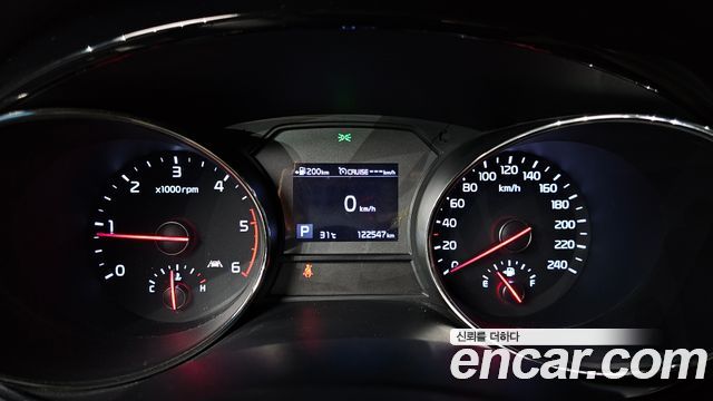 Kia Canival 2020 — photo 11