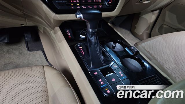 Kia Canival 2020 — photo 12