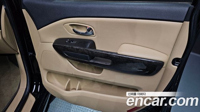Kia Canival 2020 — photo 15