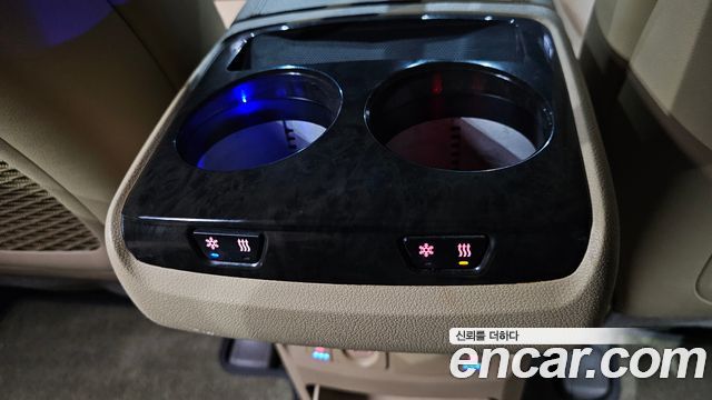 Kia Canival 2020 — photo 28