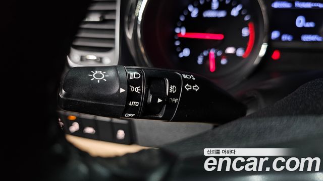 Kia Canival 2020 — photo 34