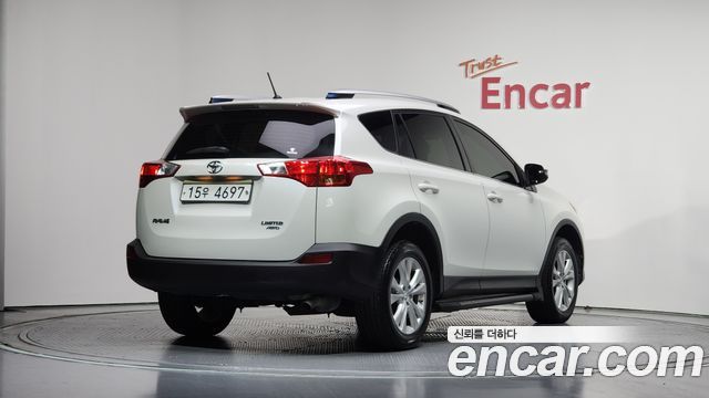Toyota RAV4 2014 — photo 2
