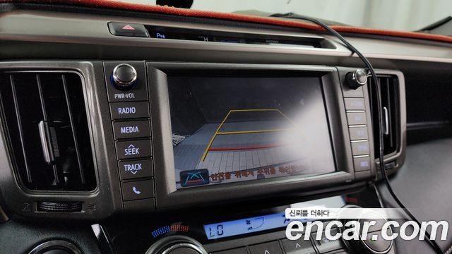 Toyota RAV4 2014 — photo 15