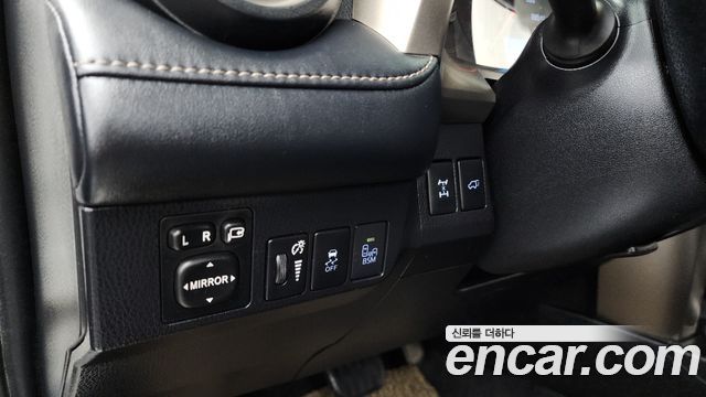 Toyota RAV4 2014 — photo 16