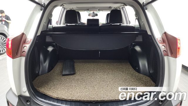 Toyota RAV4 2014 — photo 20
