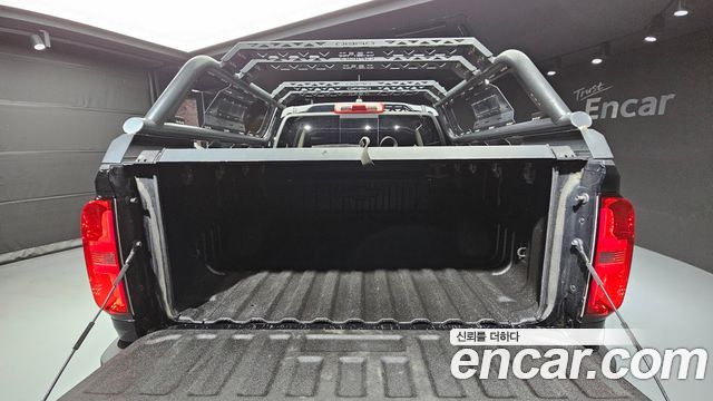 Chevrolet Korea Colorado 2021 — photo 17