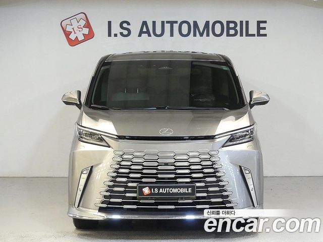 Lexus LM 2025 — photo 2