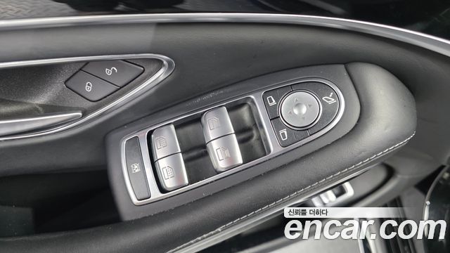 Mercedes-Benz S-Class 2020 — photo 14