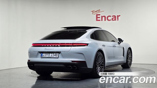 Porsche Panamera 2025 — photo 2