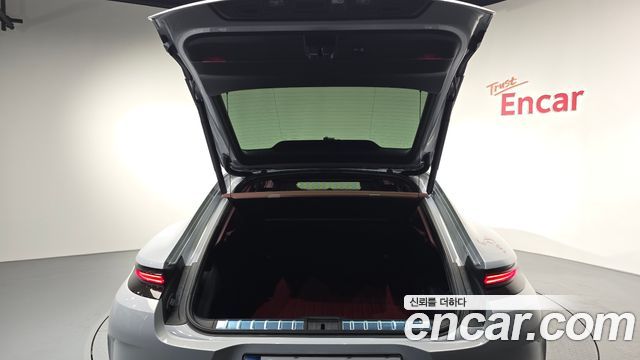 Porsche Panamera 2025 — photo 25