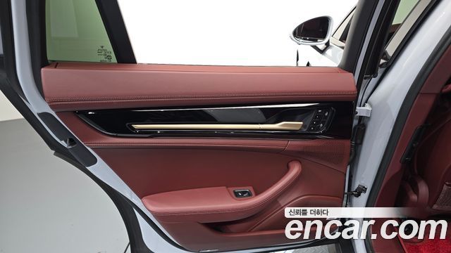 Porsche Panamera 2025 — photo 15