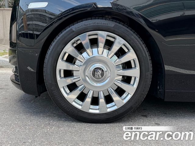 Rolls-Royce Phantom 2019 — photo 5