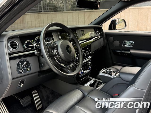 Rolls-Royce Phantom 2019 — photo 9