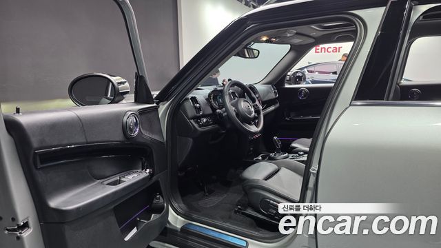 Mini Countryman 2023 — photo 13