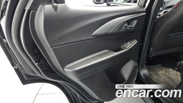 ChevroletGMDaewoo Trailblazer 2023 — photo 15
