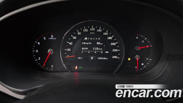 Kia Sorento 2015 — photo 11