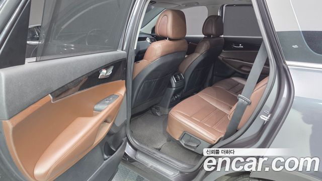 Kia Sorento 2015 — photo 18
