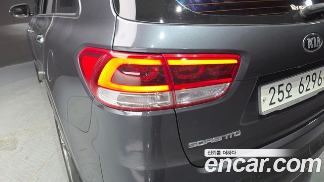 Kia Sorento 2015 — photo 9