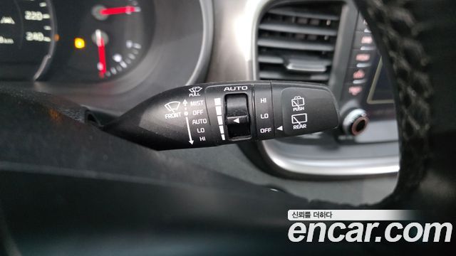Kia Sorento 2015 — photo 28