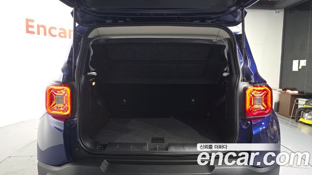 Jeep Renegade 2020 — photo 31