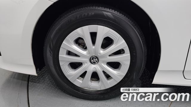 Toyota Prius 2022 — photo 5
