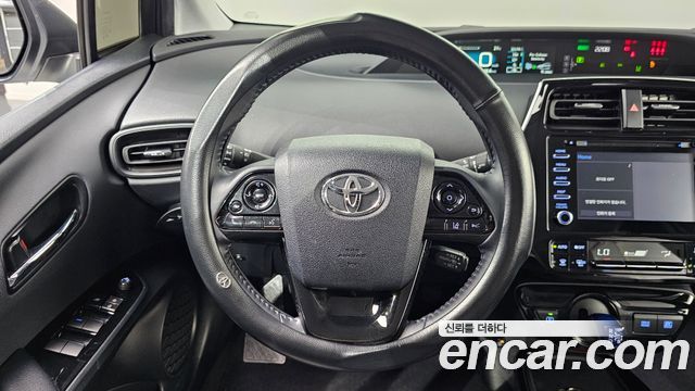 Toyota Prius 2022 — photo 21