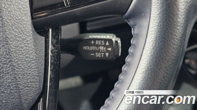 Toyota Prius 2022 — photo 22