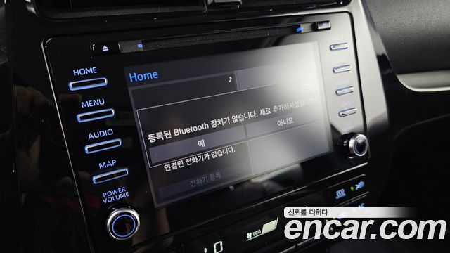 Toyota Prius 2022 — photo 31