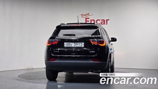 Jeep Compass 2018 — photo 4
