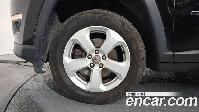 Jeep Compass 2018 — photo 5
