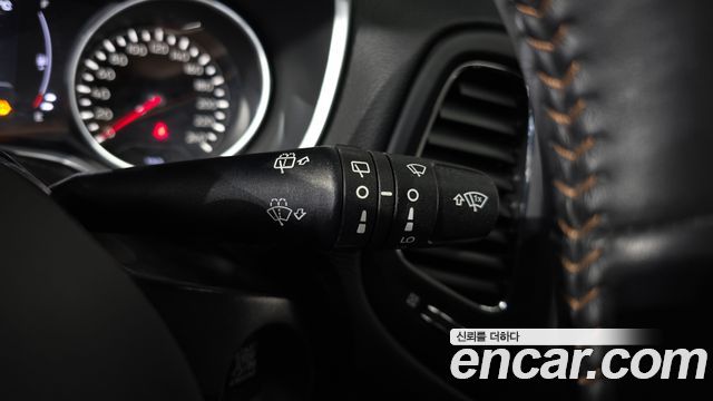 Jeep Compass 2018 — photo 25