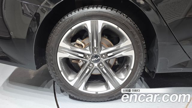 Kia K5 2023 — photo 5