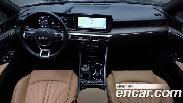 Kia K5 2023 — photo 10