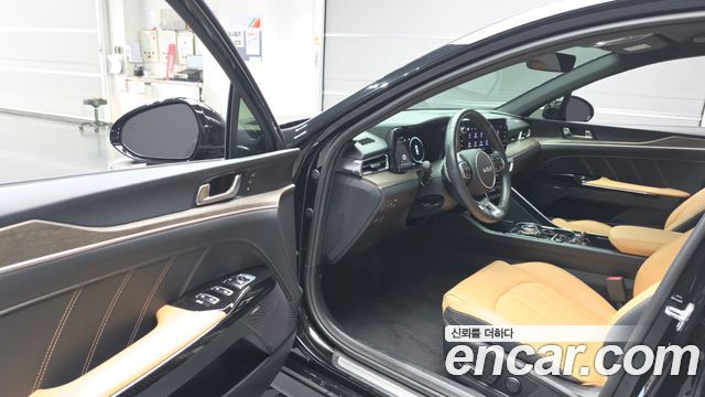 Kia K5 2023 — photo 13