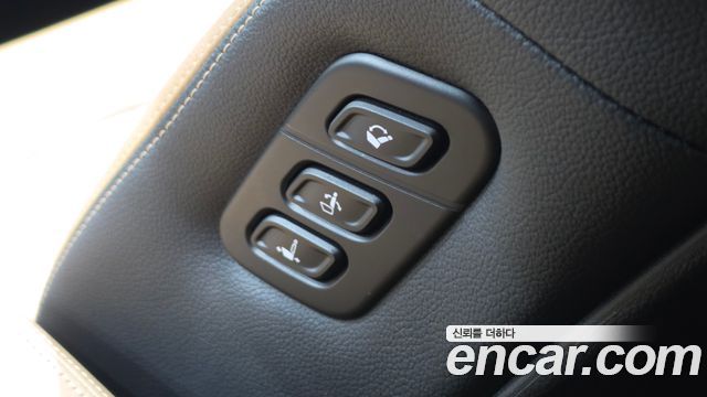 Kia K5 2023 — photo 22