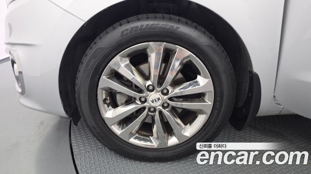 Kia Canival 2016 — photo 5