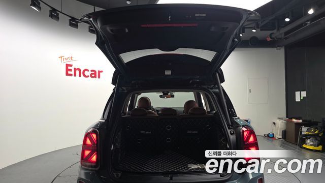 Mini Countryman 2022 — photo 32