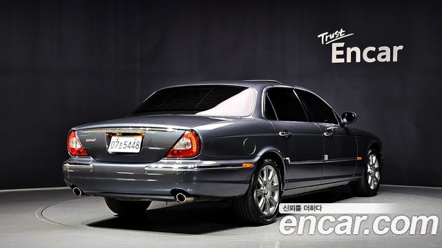 Jaguar XJ-8 2005 — photo 2