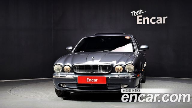 Jaguar XJ-8 2005 — photo 3